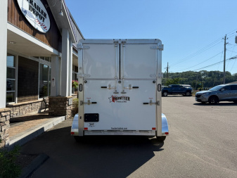 New Frontier 2-Horse Straight Load Bumper Pull Trailer
