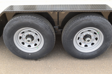 New Sure-Trac 7' x 18' Equipment Trailer 14K