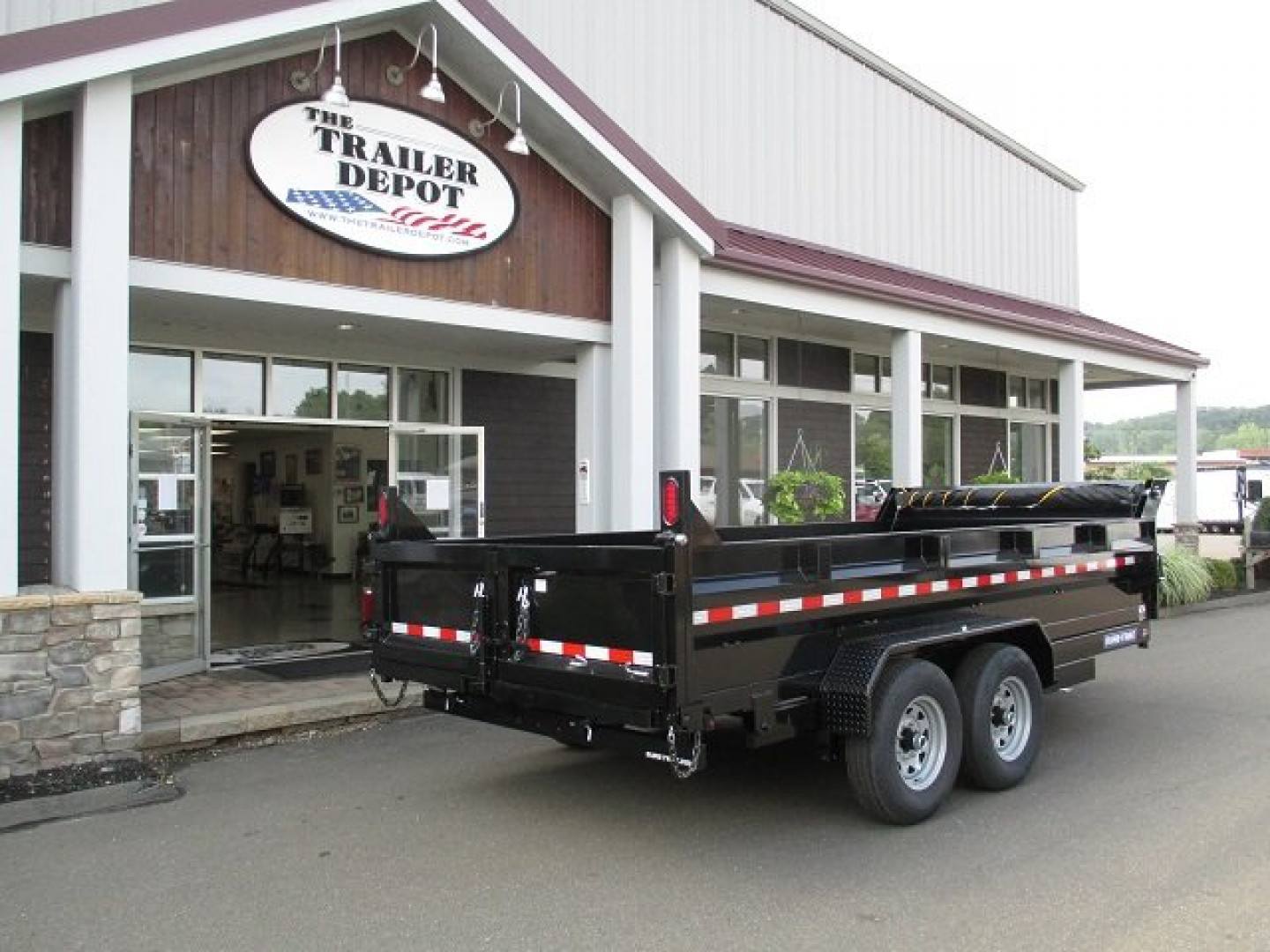 New Sure-Trac 6’10” X 16′ LOW PROFILE DUMP TRAILER 14K