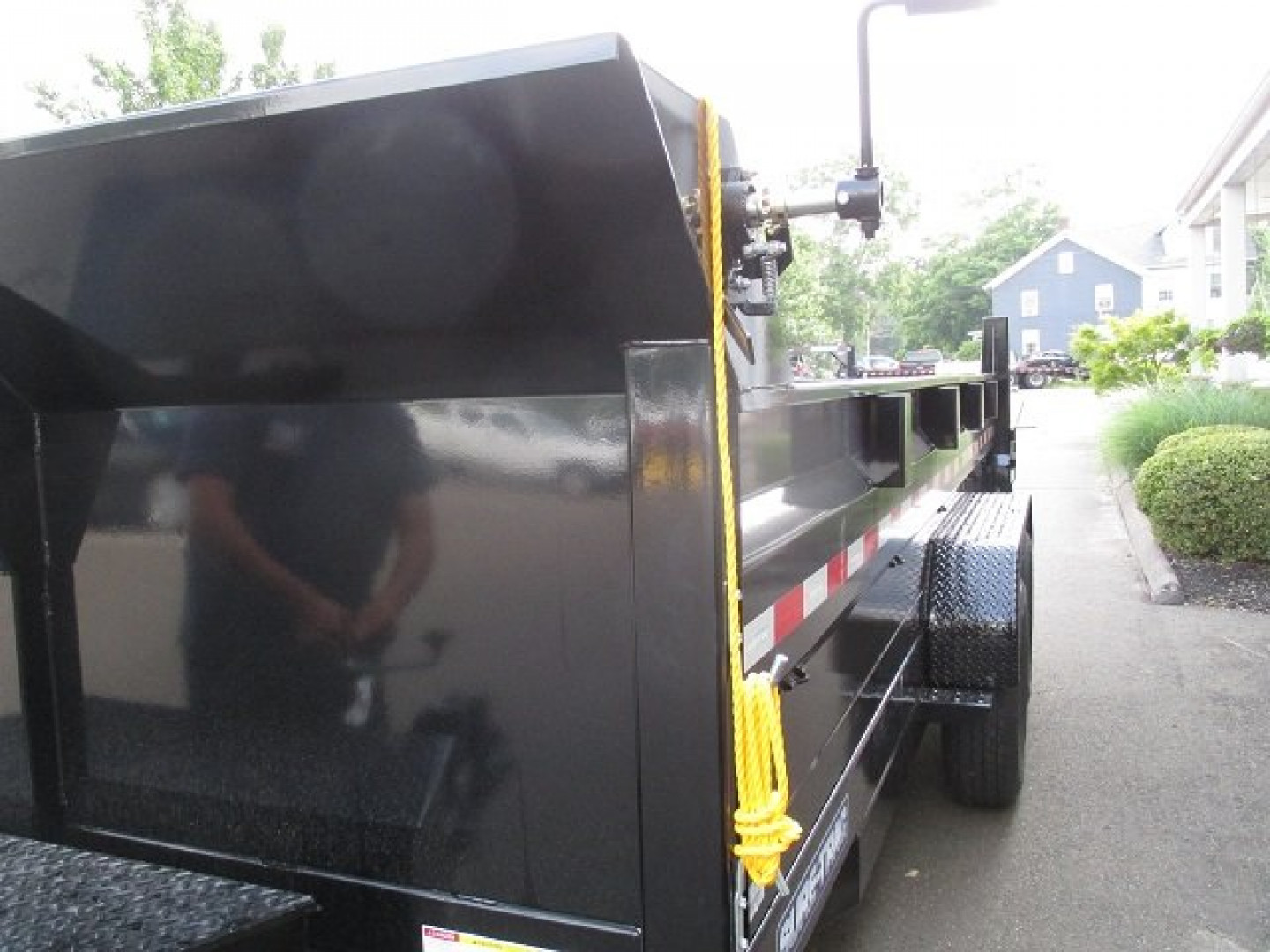 New Sure-Trac 6’10” X 16′ LOW PROFILE DUMP TRAILER 14K