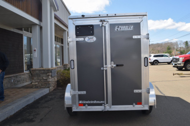 New EZ Hauler 5′ X 8′ + V-NOSE ENCLOSED CARGO TRAILER WITH BARN DOORS 2.9K