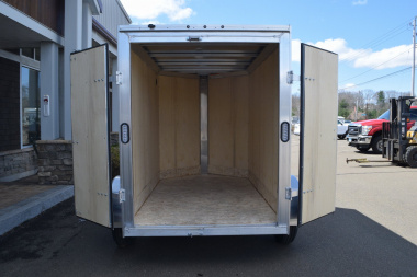 New EZ Hauler 5′ X 8′ + V-NOSE ENCLOSED CARGO TRAILER WITH BARN DOORS 2.9K