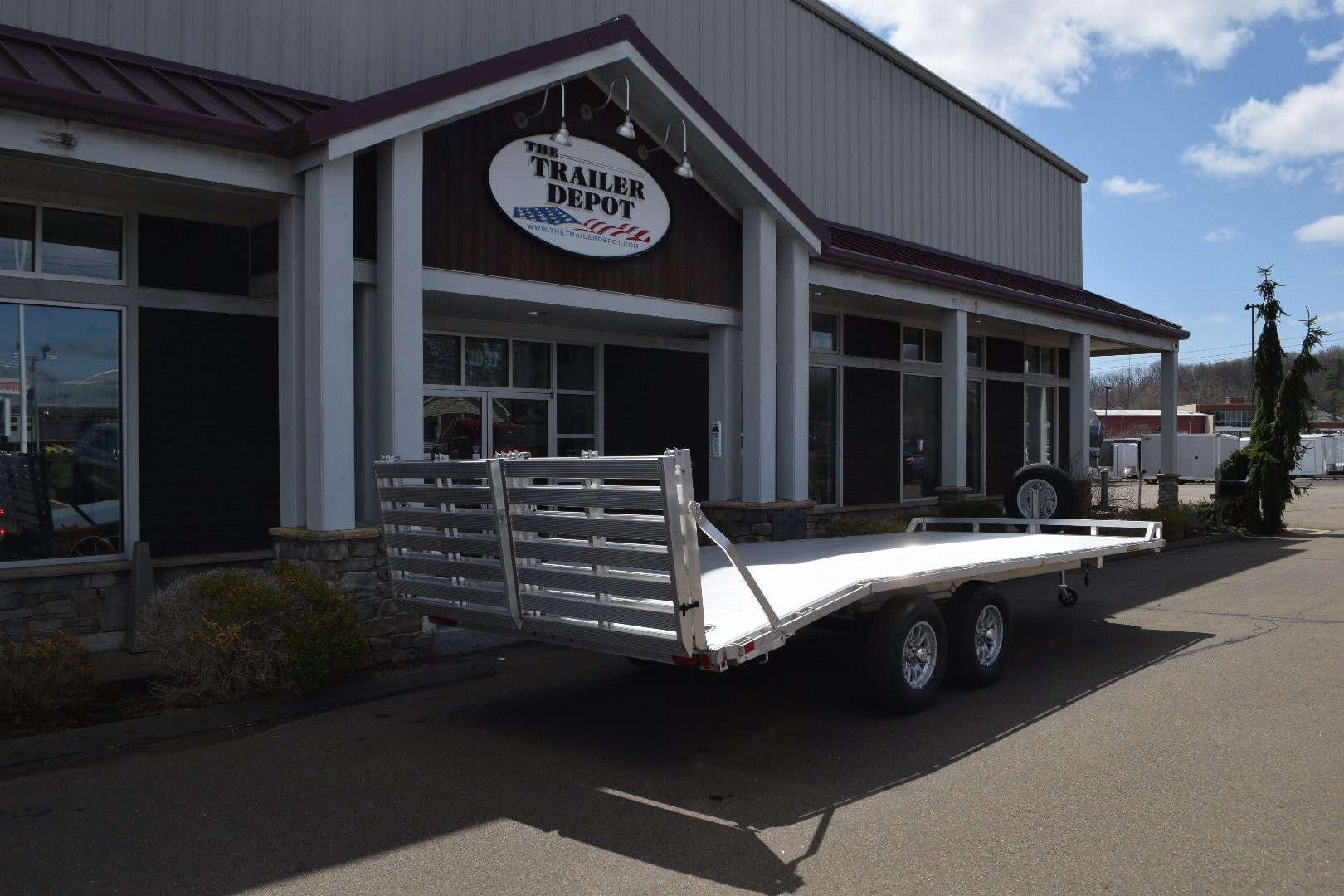 New Aluma 8'4" x 20' Deckover Trailer with Bi-Fold Gate 9.9K