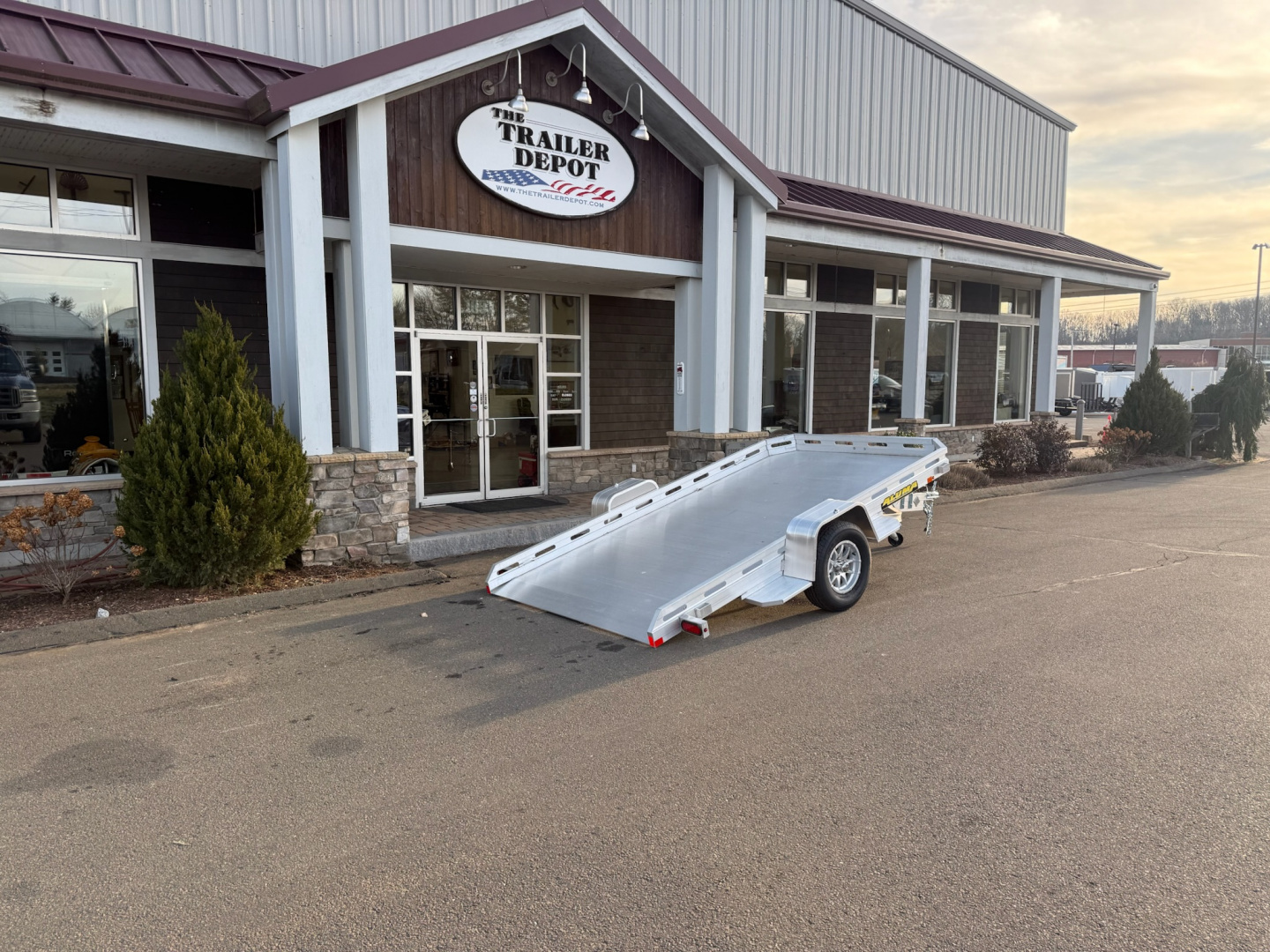 New ALUMA 6’5″ X 11'10" HEAVY DUTY UTILITY TILT 2.9K