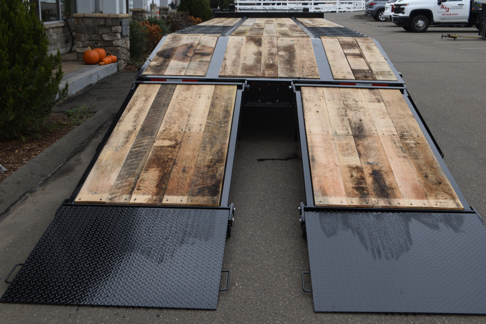 New 8'6" x 27' Heavy Duty Beast Deckover 51.7K