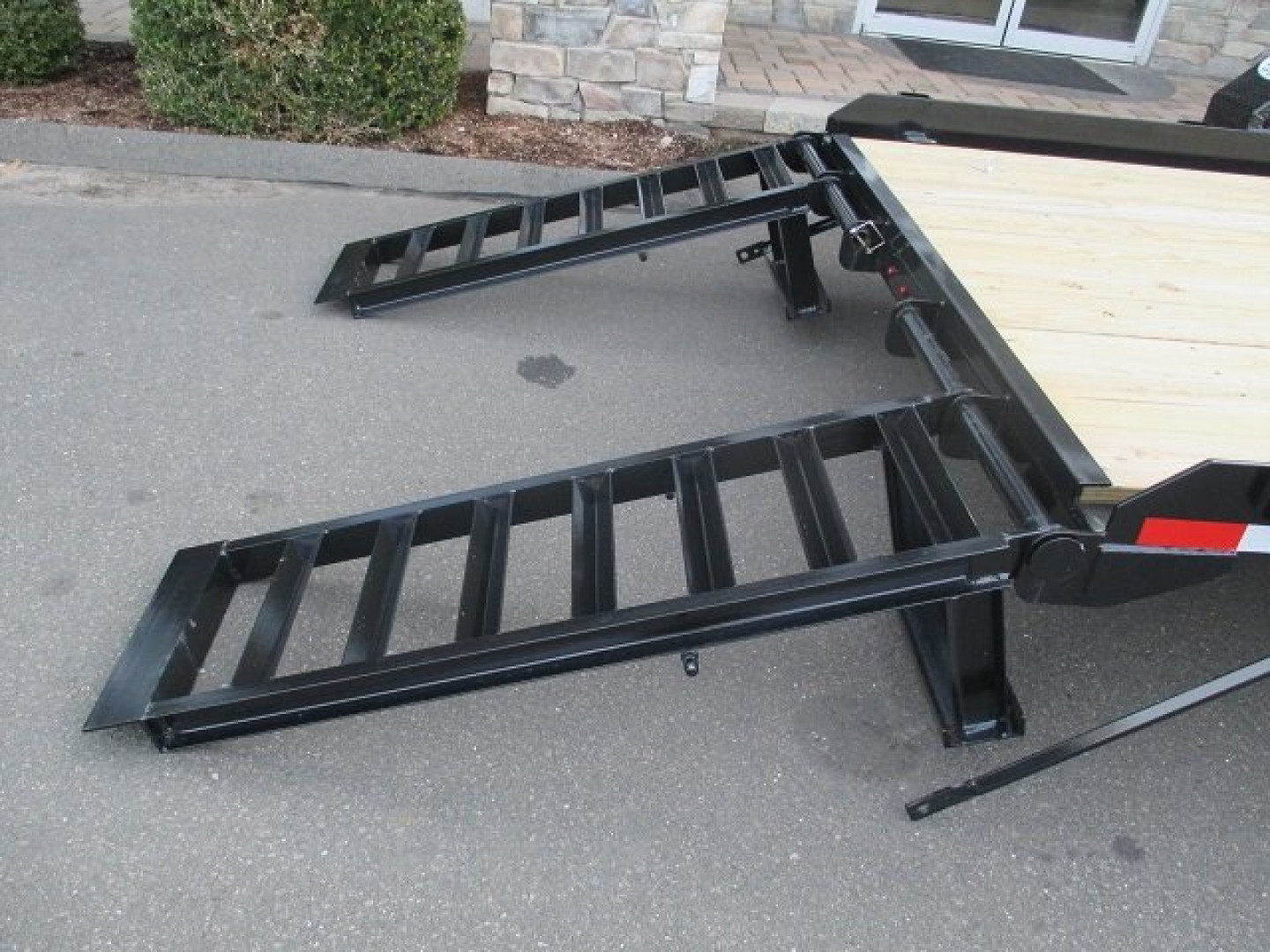 New CAM Superline 6’9″ X 18′ EQUIPMENT HAULER 15.4K
