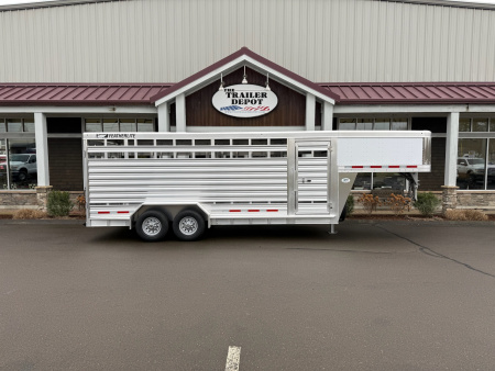 New Featherlite 7' x 20' Gooseneck Livestock Trailer 14K