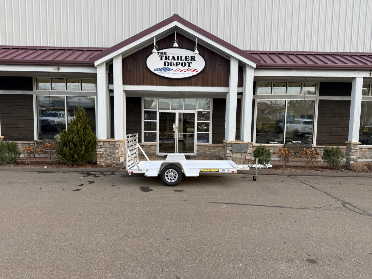 New ALUMA 5'3" X 10.5' UTILITY 2K