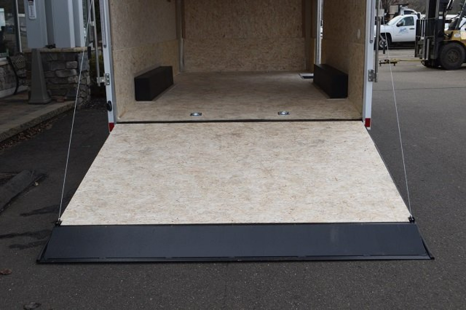 New PACE AMERICAN 8’6″ X 16′ ENCLOSED LANDSCAPE TRAILER 9.9K