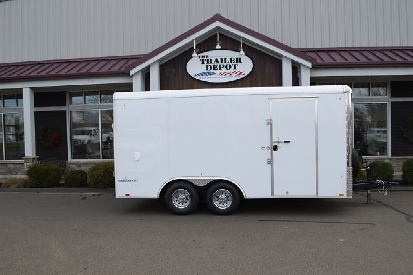 New PACE AMERICAN 8’6″ X 16′ ENCLOSED LANDSCAPE TRAILER 9.9K