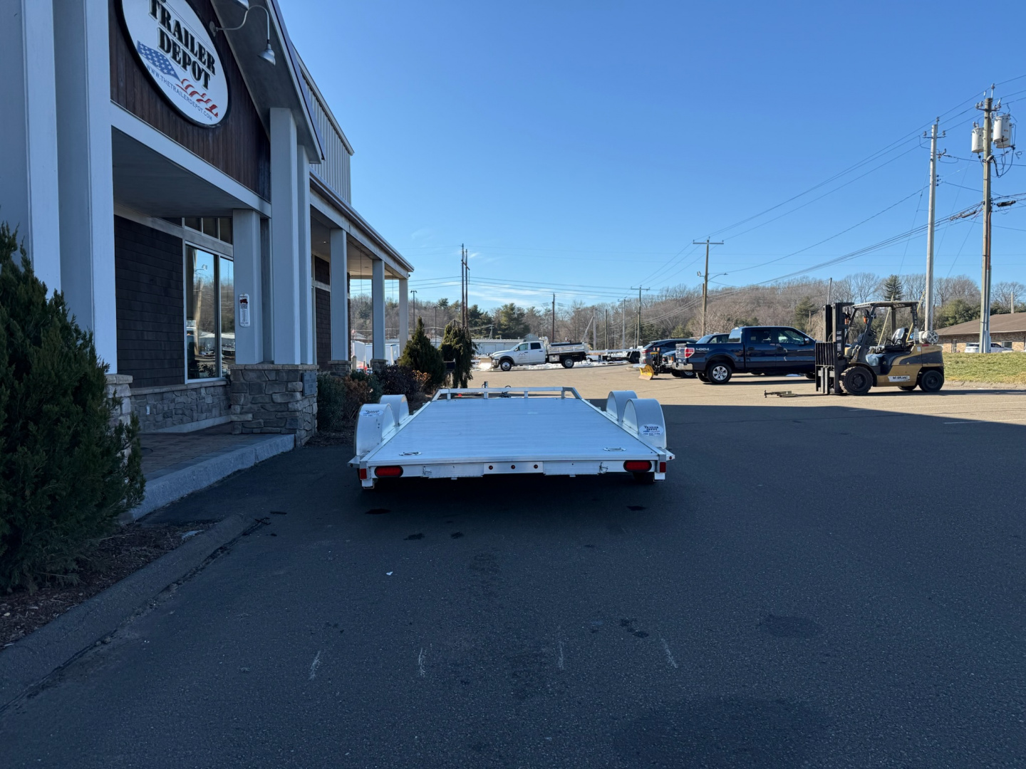 New Aluma 6'9" x 16' Open Car Hauler 7K