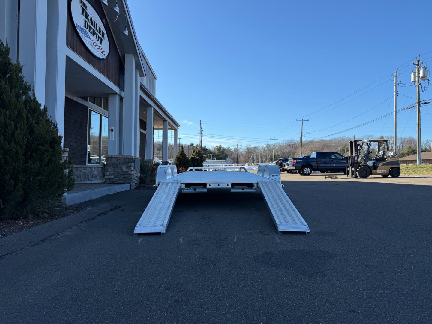 New Aluma 6'9" x 16' Open Car Hauler 7K