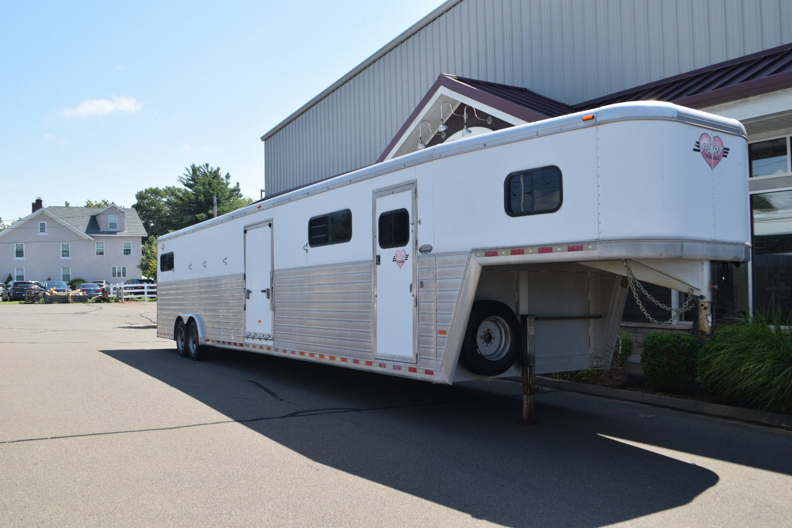 Used Hart 6-8 Straight Load Horse Trailer