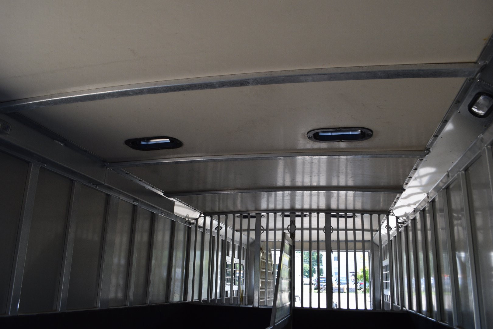 Used Hart 6-8 Straight Load Horse Trailer