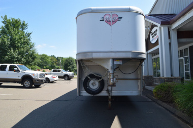 Used Hart 6-8 Straight Load Horse Trailer