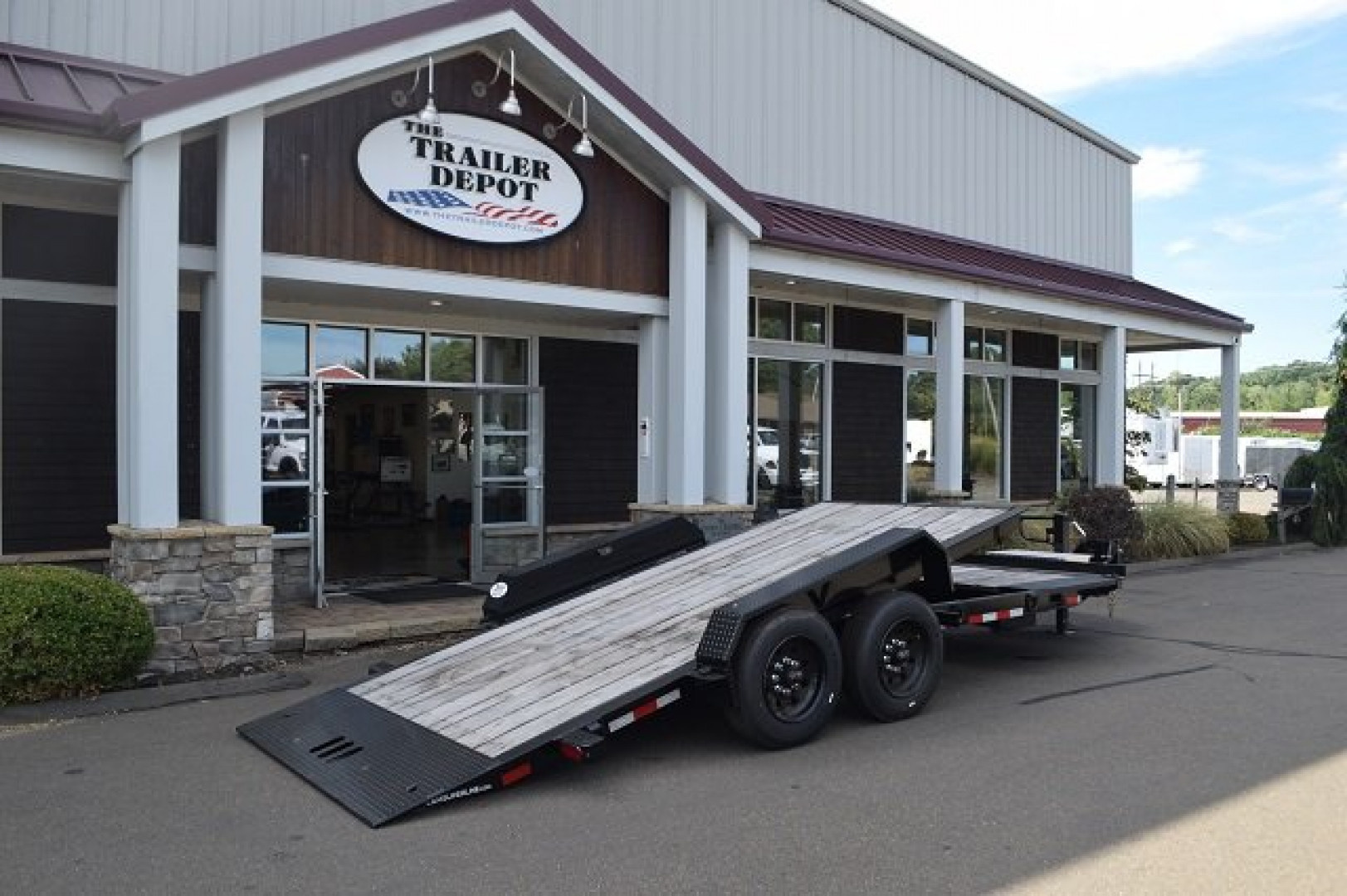 New CAM Superline 6’11″ X 20′ EXTRA WIDE SPLIT TILT EQUIPMENT HAULER 17.6K
