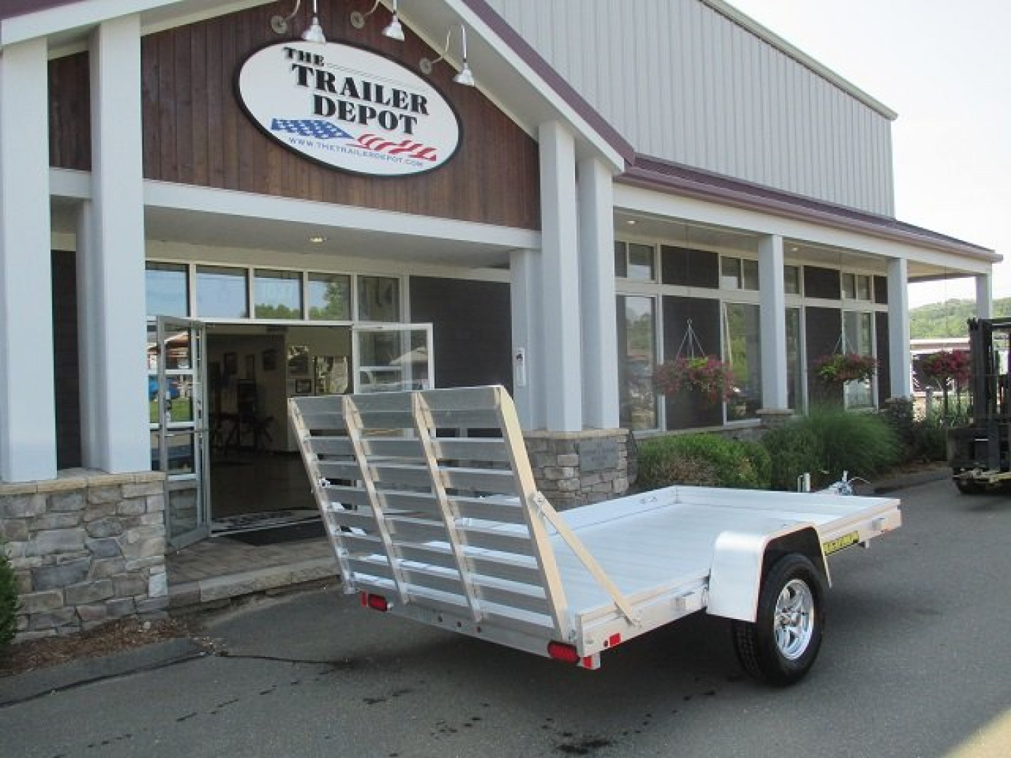 New ALUMA 5'9″ X 10’2″ HEAVY DUTY UTILITY/BIKE/ATV 2.9K