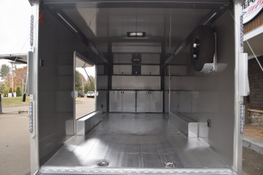New Featherlite 8’6″ X 24′ ENCLOSED CAR HAULER 12K