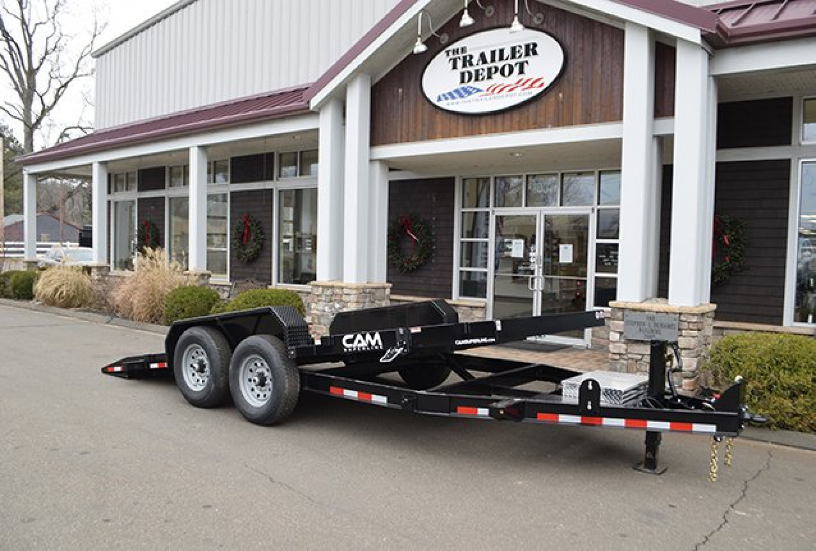 New CAM Superline 6’9″ X 18′ FULL TILT TRAILER 15.4K