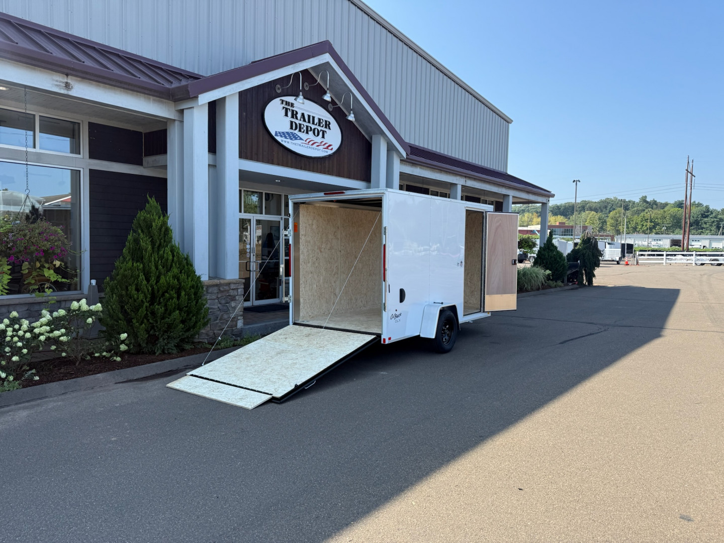 New Pace American 6′ x 12′ + V-Nose Enclosed Cargo Trailer with Ramp Door 2.9K