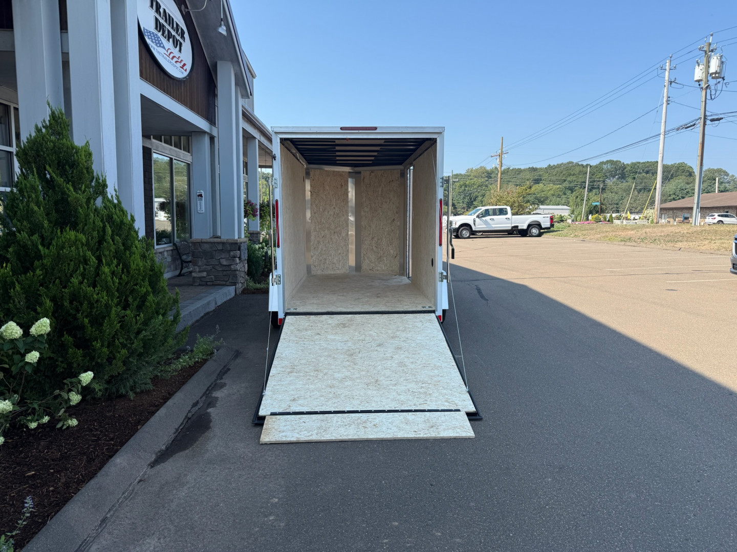 New Pace American 6′ x 12′ + V-Nose Enclosed Cargo Trailer with Ramp Door 2.9K