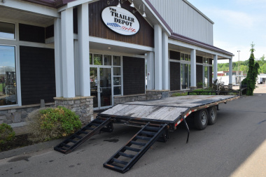 Used Sure-Trac 8’6″ X 17′ + 3′ BEAVERTAIL LOW PROFILE DECKOVER 9.9K