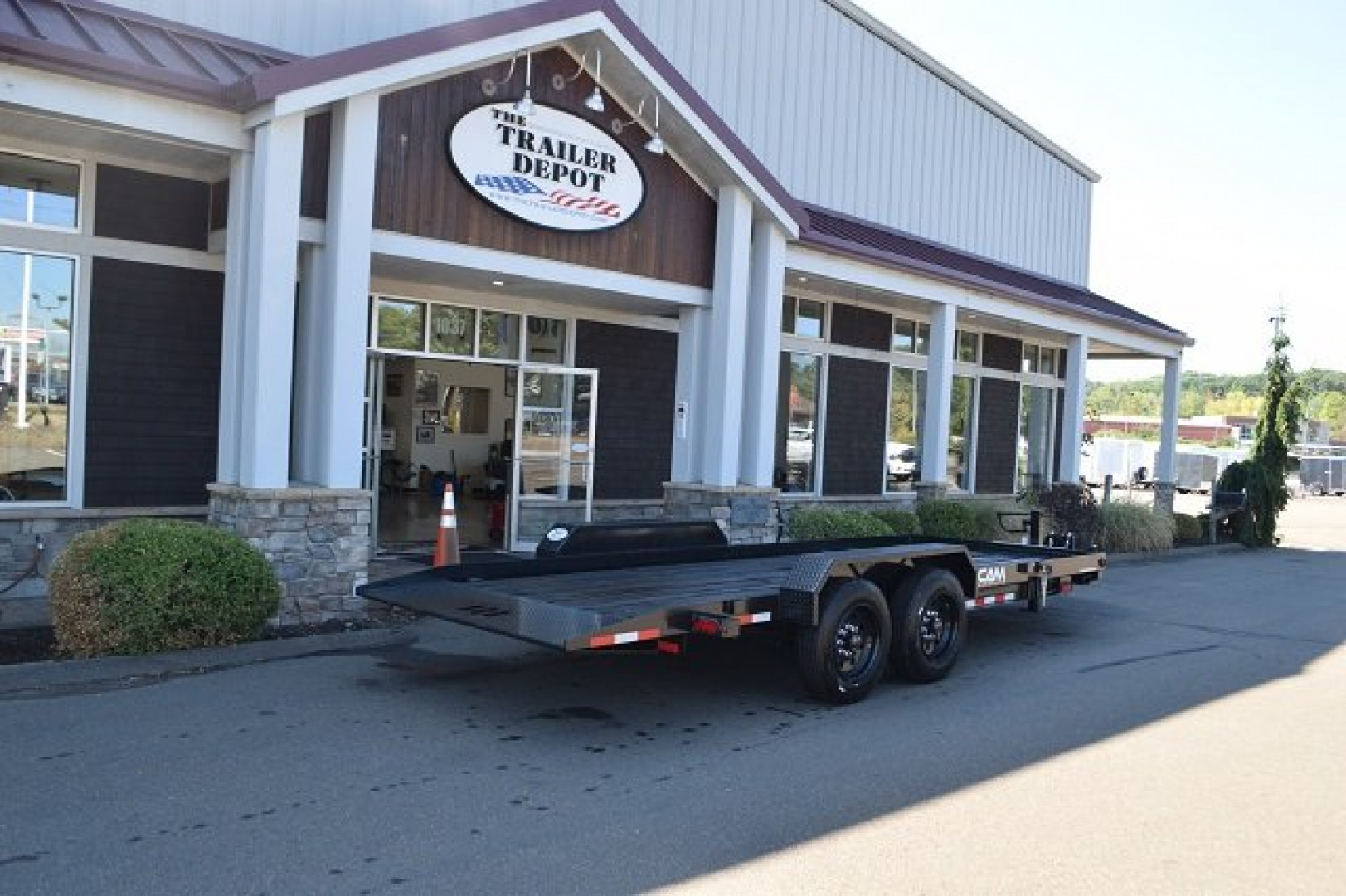 New CAM Superline 6’9″ X 20′ SPLIT TILT EQUIPMENT HAULER 17.6K