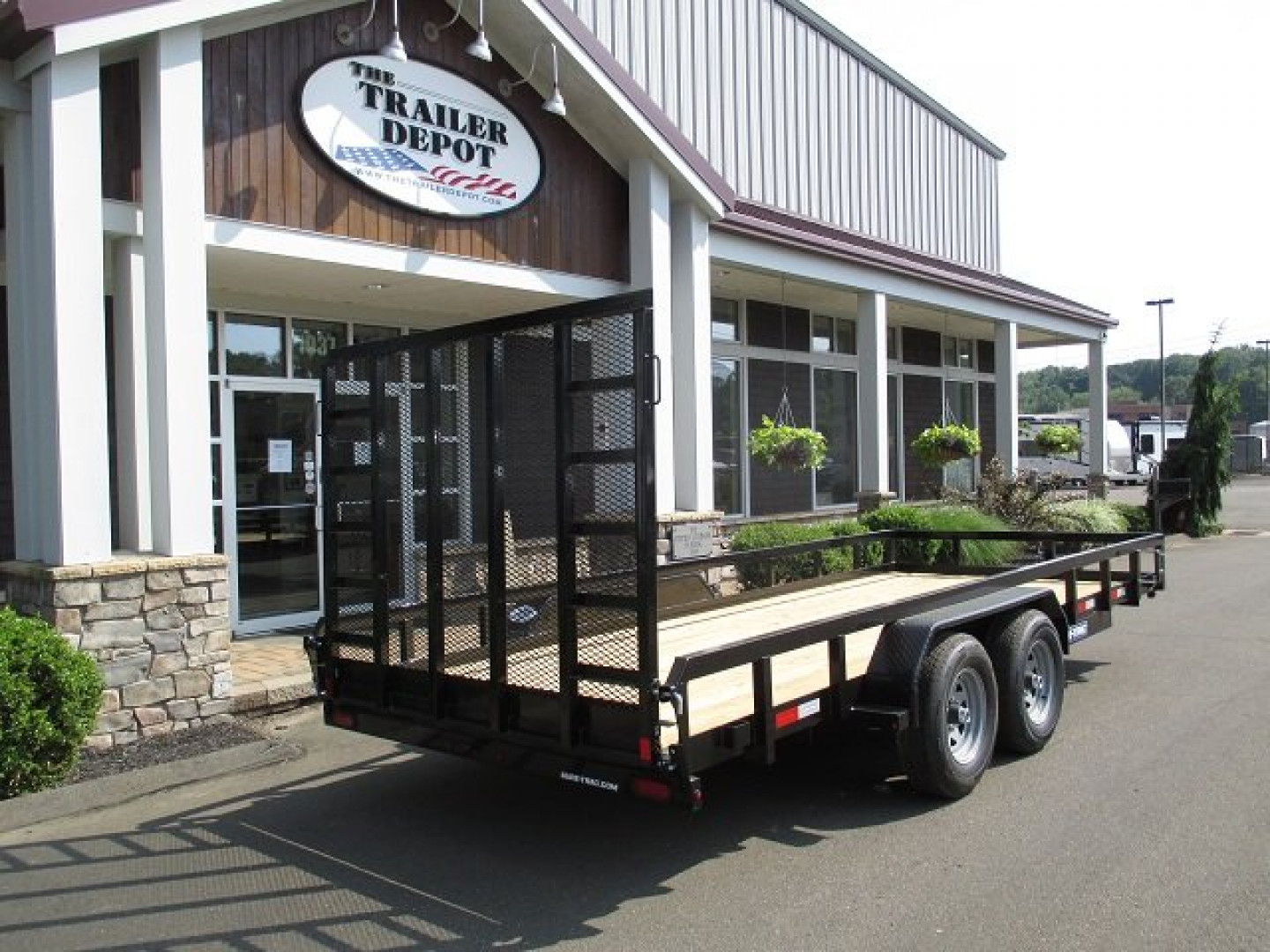 New Sure-Trac 7′ X 18′ OPEN LANDSCAPE TRAILER 9.9K