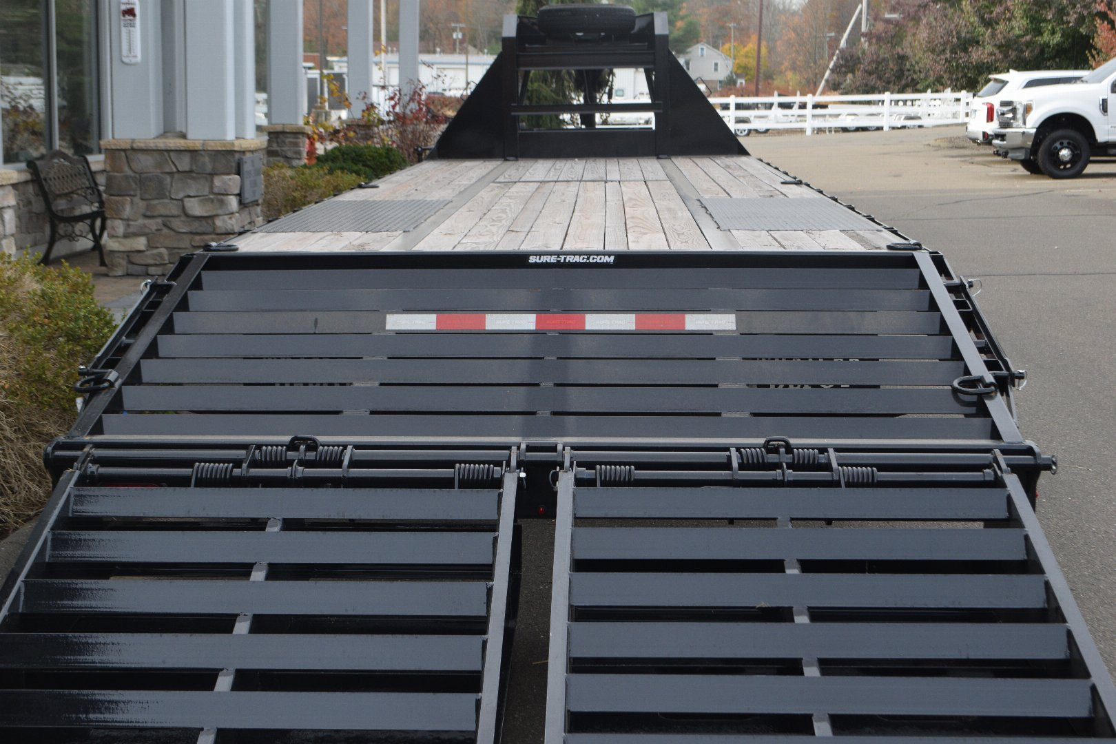 New Sure-Trac 8’6″ X 25′ + 5′ LOW PROFILE DECKOVER GOOSENECK TRAILER 25.9K