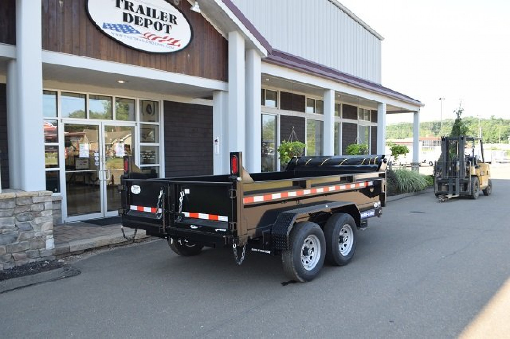 New Sure-Trac 6′ X 12′ LOW PROFILE DUMP TRAILER 9.9K