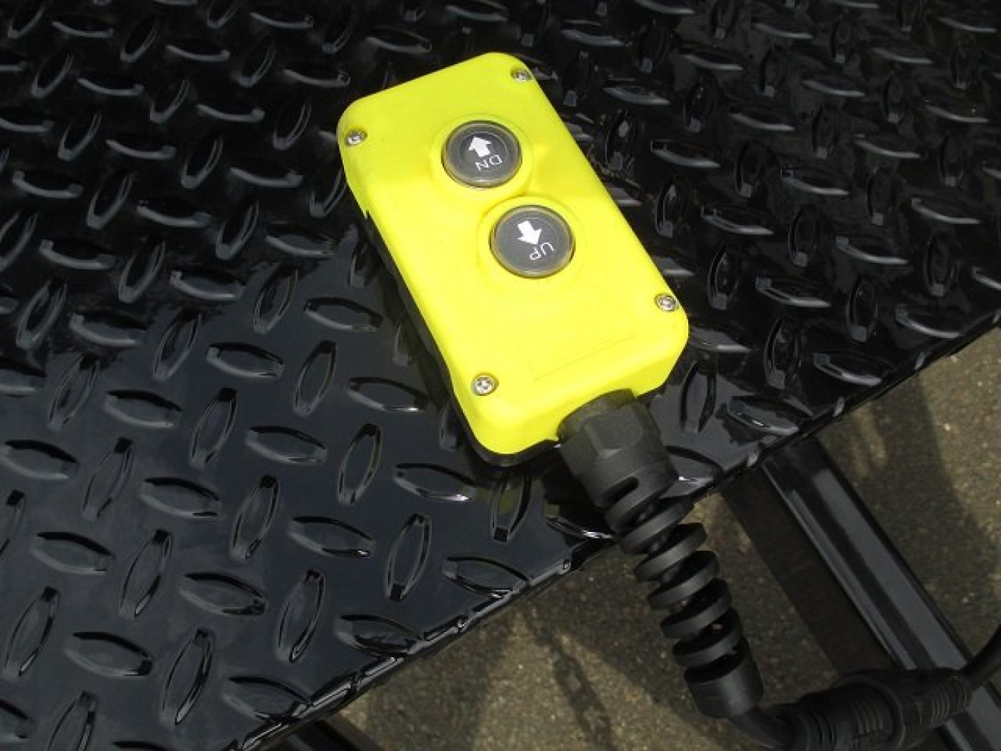 New Sure-Trac 6′ X 10′ LOW PROFILE DUMP TRAILER 9.9K