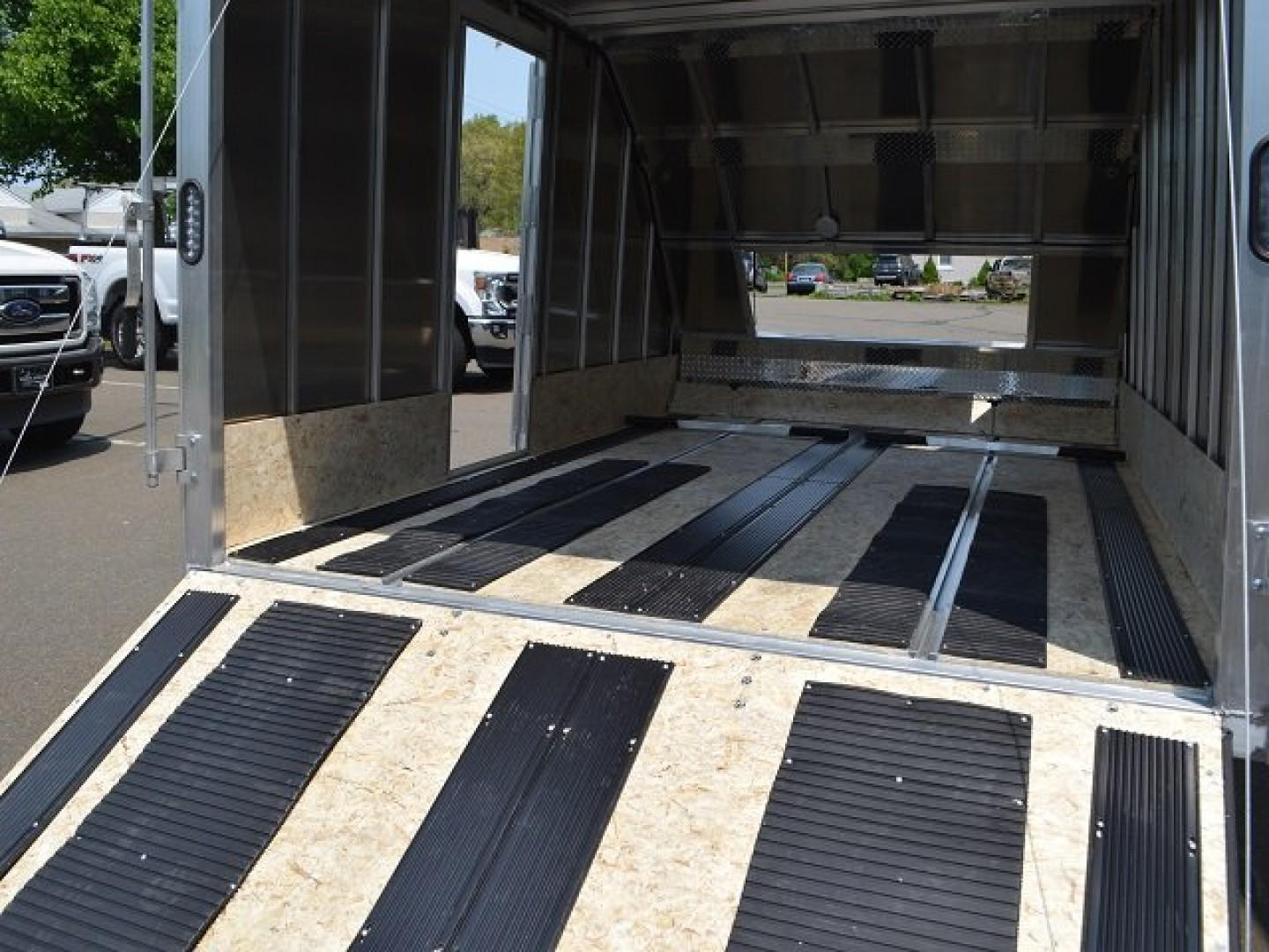 New Mission 8’5″ X 12′ ENCLOSED SNOWMOBILE TRAILER 2.9K