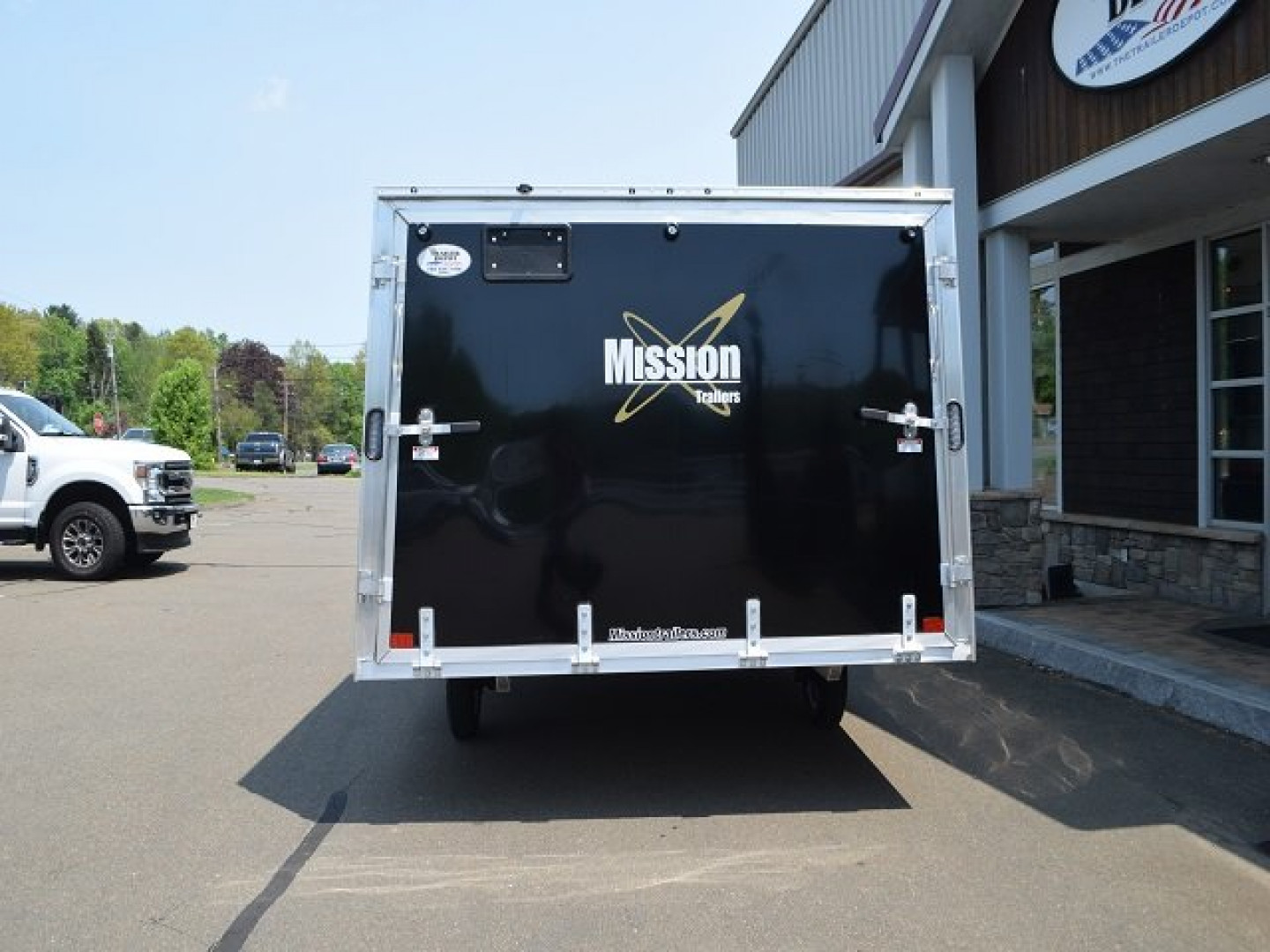 New Mission 8’5″ X 12′ ENCLOSED SNOWMOBILE TRAILER 2.9K