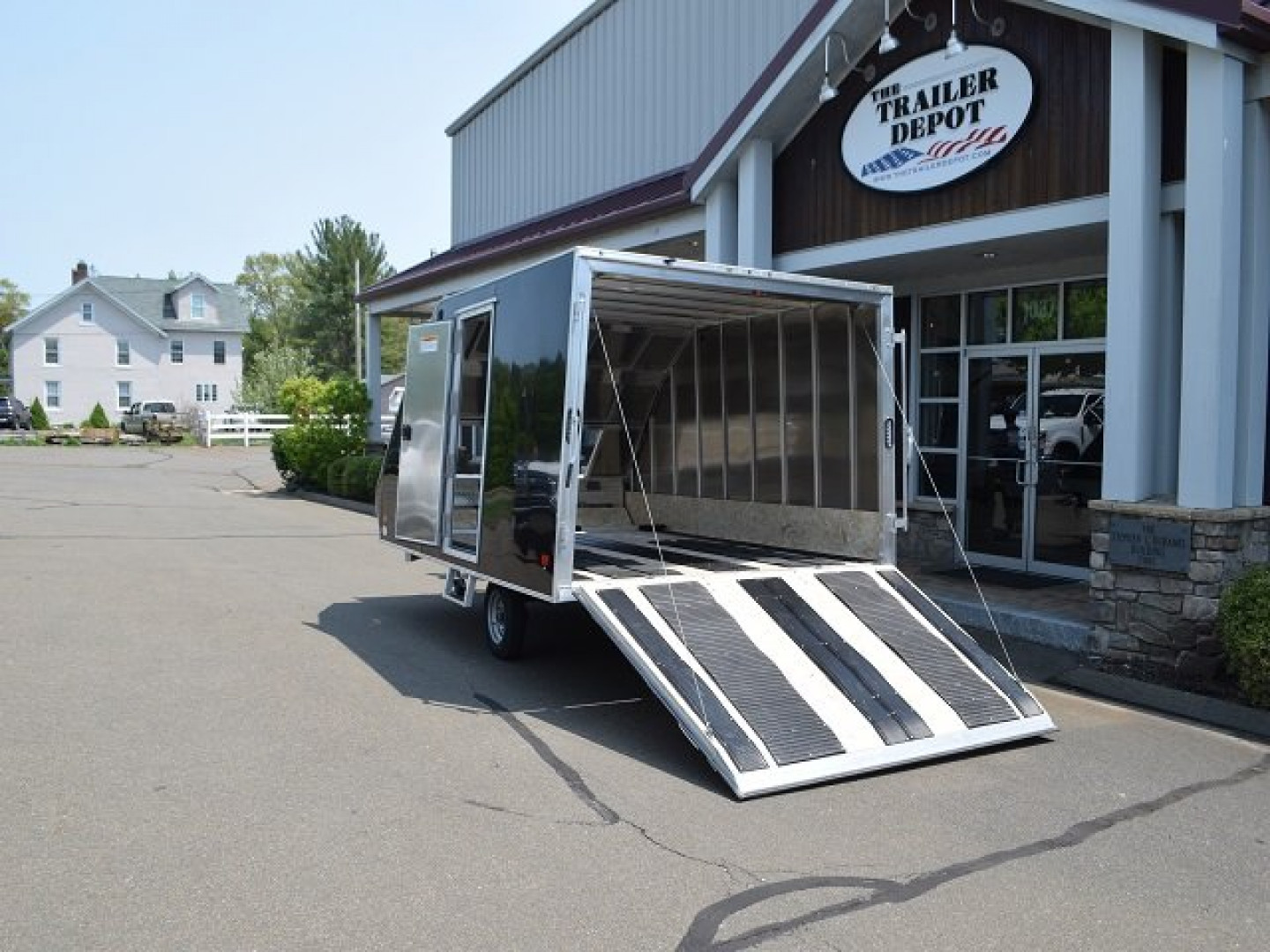 New Mission 8’5″ X 12′ ENCLOSED SNOWMOBILE TRAILER 2.9K