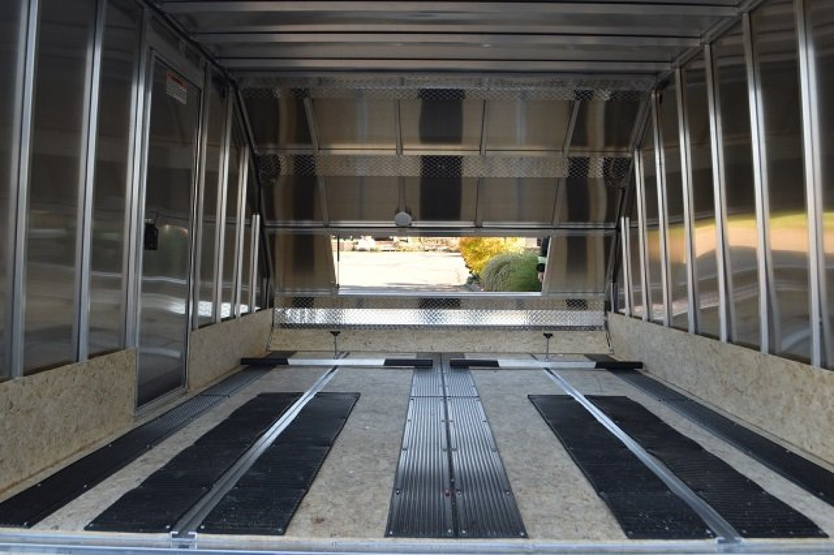 New Mission 8’5″ X 12′ ENCLOSED SNOWMOBILE TRAILER 2.9K