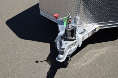 New FEATHERLITE 6’7″ X 16′ LIVESTOCK BUMPER PULL TRAILER