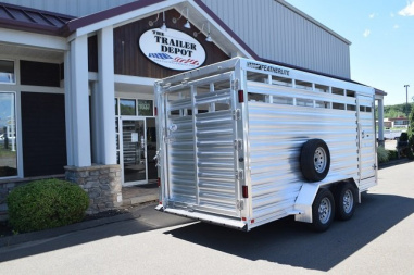 New FEATHERLITE 6’7″ X 16′ LIVESTOCK BUMPER PULL TRAILER