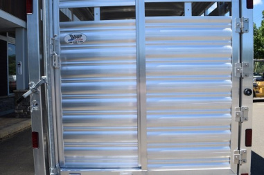 New FEATHERLITE 6’7″ X 16′ LIVESTOCK BUMPER PULL TRAILER