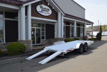 New Featherlite 6’7″ X 17’6″ OPEN CAR HAULER 9.6K