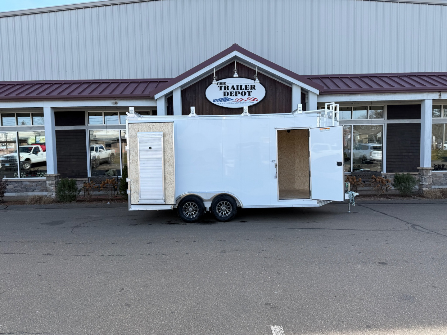 New EZ Hauler 8’6″ X 16′ ENCLOSED CONTRACTOR TRAILER 9.9K
