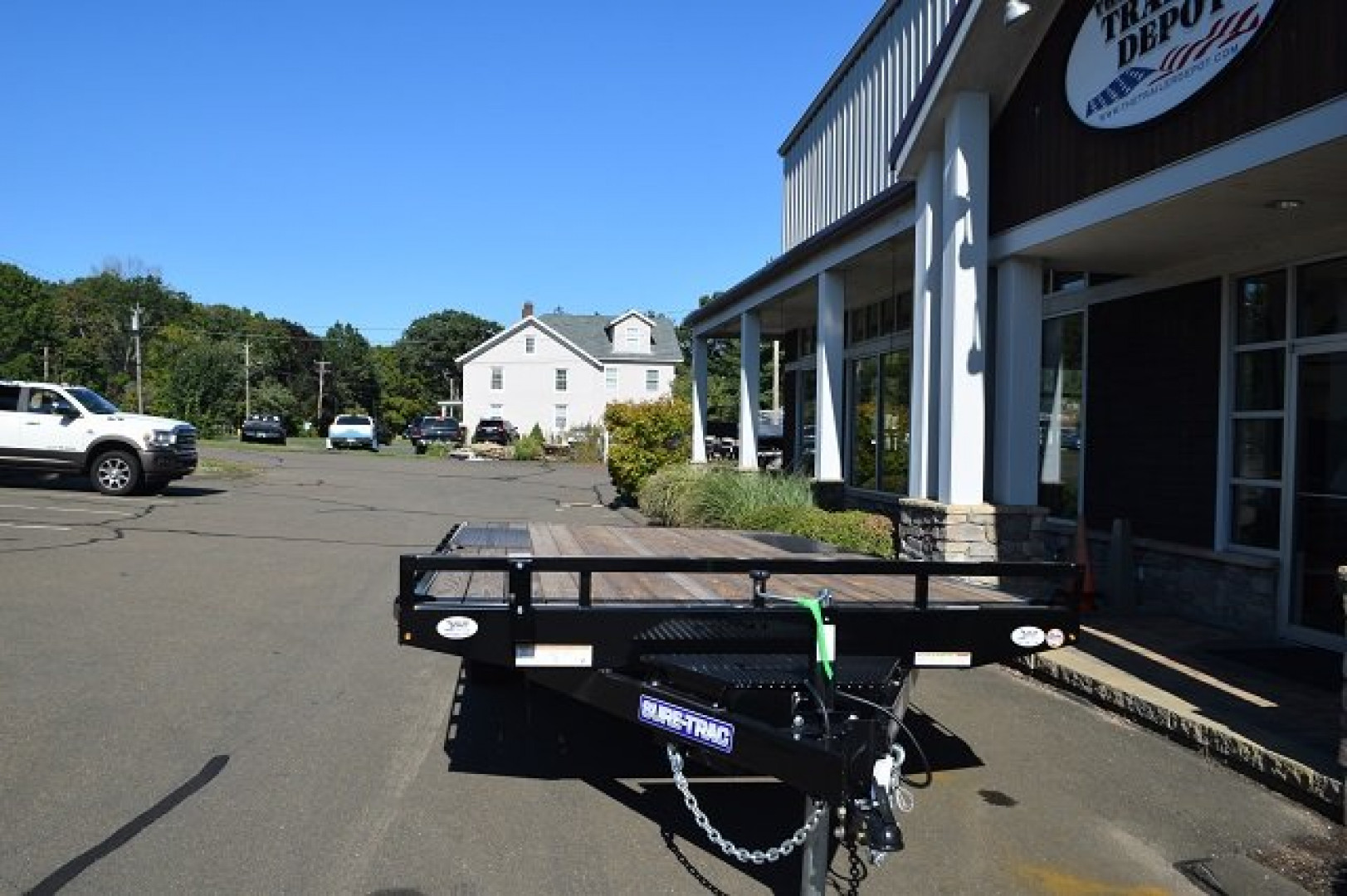 New SURE-TRAC 8’6″ X 15′ + 3′ BEAVERTAIL LOW PROFILE DECKOVER 9.9K