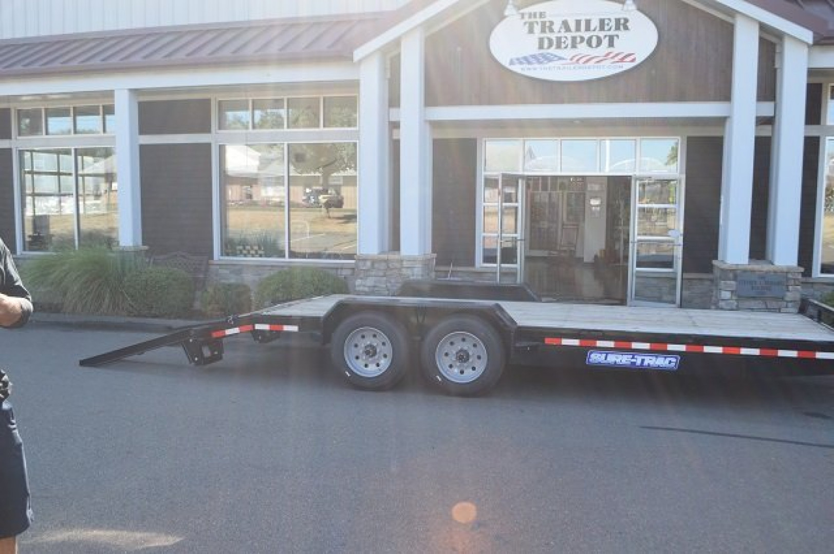 New SURE-TRAC 7′ X 20′ EQUIPMENT TRAILER 16K