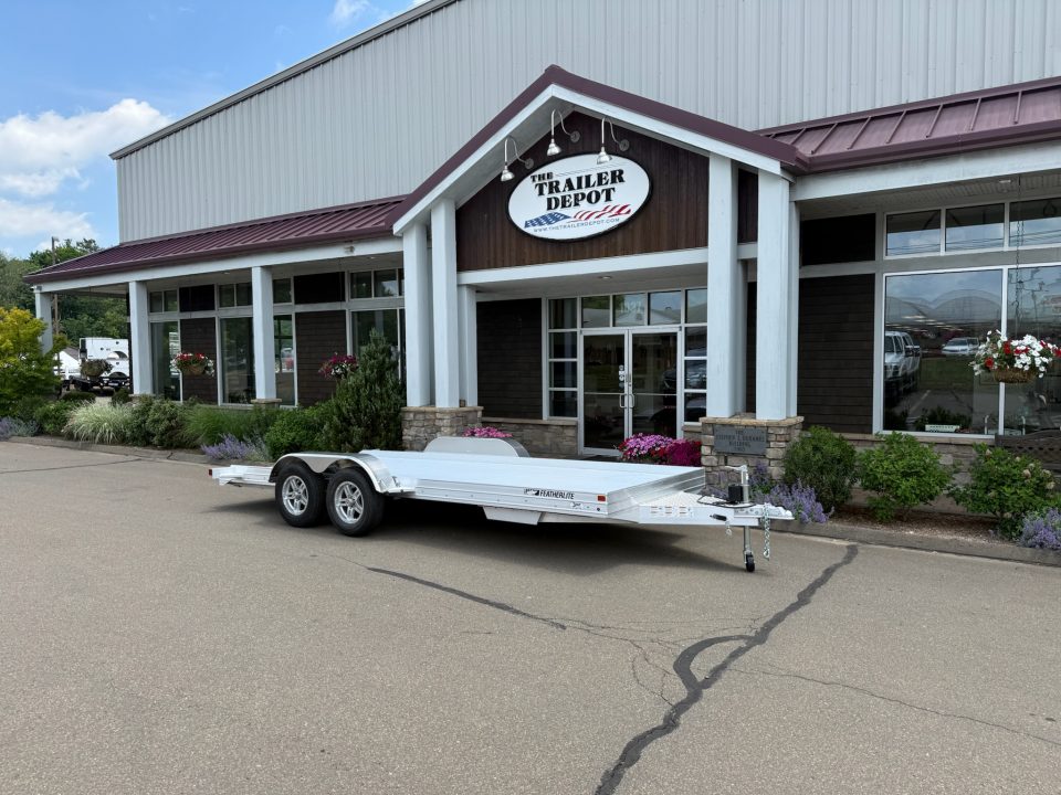 New Featherlite 6’7″ X 17’6″ OPEN CAR HAULER 7K