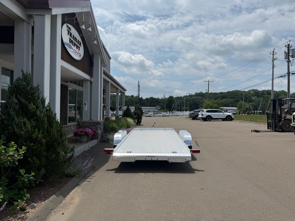 New Featherlite 6’7″ X 17’6″ OPEN CAR HAULER 7K