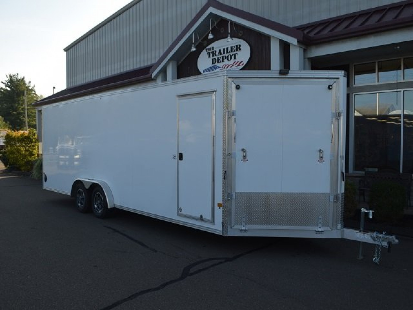 New EZ HAULER 7’6″ X 24′ ENCLOSED SNOWMOBILE TRAILER 7K