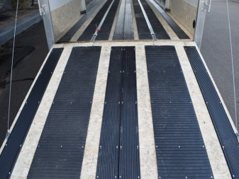 New EZ HAULER 7’6″ X 24′ ENCLOSED SNOWMOBILE TRAILER 7K