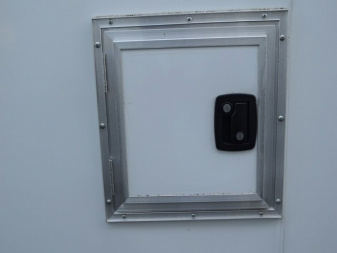 New EZ HAULER 7’6″ X 24′ ENCLOSED SNOWMOBILE TRAILER 7K