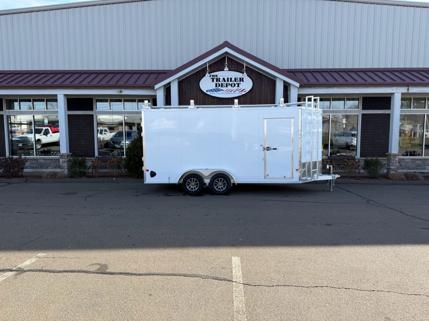 New EZ Hauler 7′ X 16′ ENCLOSED CONTRACTOR TRAILER 7K