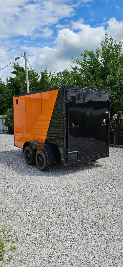 New 2025 FGT 6x12 Tandem Axle Cargo / Enclosed Trailer - BLACKOUT PACKAGE -SCREWLESS - TWO-TONE