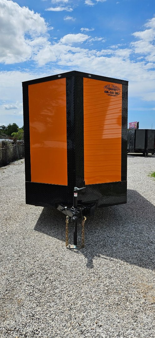 New 2025 FGT 6x12 Tandem Axle Cargo / Enclosed Trailer - BLACKOUT PACKAGE -SCREWLESS - TWO-TONE